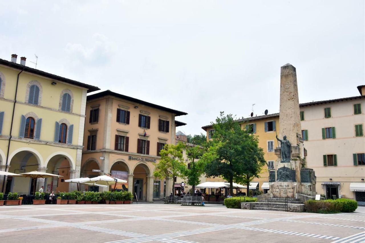Piazza Arnolfo 1932 Leilighet Colle Val D'Elsa Eksteriør bilde